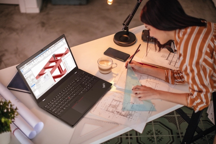 ThinkPad_P15v_Gen_3_AMD_Lifestyle_AEC_爱奇艺.jpg ThinkPad_P15v_Gen_3_AMD_Lifestyle_AEC_爱奇艺.jpg